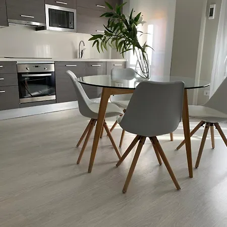 Apartman Eh - Heroismo *